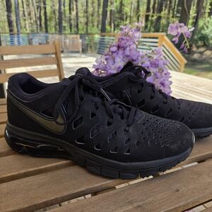 Nike All-Black Athletic Sneakers